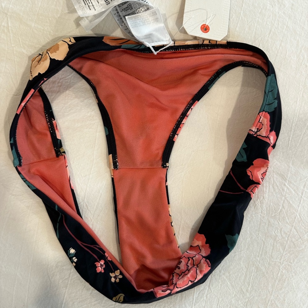 Floral Print Black Bikini Set with Pink & Tan Blooms - Picture 9 of 9
